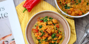 Beitragsbild des Blogbeitrags EIN WINTER-GEMÜSE-CURRY FÜR DIE SEELE  