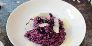 Beitragsbild des Blogbeitrags HEIDELBEER-RISOTTO 