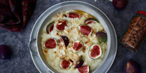 Beitragsbild des Blogbeitrags MANDEL-RISOTTO MIT FEIGEN