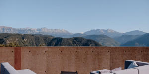 Beitragsbild des Blogbeitrags Hotel Belvedere: Goldener Herbst in Jenesien