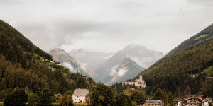 Beitragsbild des Blogbeitrags Zwischen goldenem Herbst & Wintereinbruch im Ahrntal