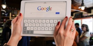 Beitragsbild des Blogbeitrags Die traurige Wahrheit über die Gemeinsamkeit eines A/B Test, eines Pitch und eines Bahnhofes?
