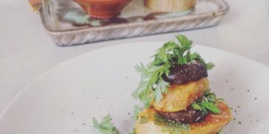 Beitragsbild des Blogbeitrags YOGA & FOOD: Lunch-Türme mit Rote Beete und Süßkartoffeln