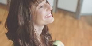 Beitragsbild des Blogbeitrags YOGA & INSPIRATION: YIN Yoga Blogreihe #1 mit Juli Jyoti Lietz