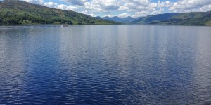 Beitragsbild des Blogbeitrags Schafe, Burgen, Seen und viel Stille: im Nationalpark „Loch Lomond and the Trossachs Nationalpark“, Schottland