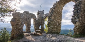 Beitragsbild des Blogbeitrags Zum Türkensturz wandern und über die Bucklige Welt schauen