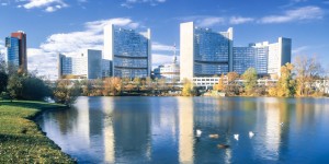 Beitragsbild des Blogbeitrags Eine Führung durch die UNO-City. Den Diplomaten über die Schultern schauen