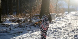 Beitragsbild des Blogbeitrags Mini-Unternehmungen mit Kindern im Winter, die fast nichts kosten 
