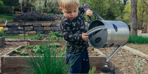Beitragsbild des Blogbeitrags Ideen, was du mit Kindern im Frühling unternehmen kannst