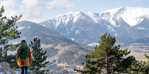 Beitragsbild des Blogbeitrags Frühlingshafte Wanderung auf den Himberg bei Puchberg 