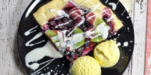 Beitragsbild des Blogbeitrags Süße Pizza direkt vom Grill
