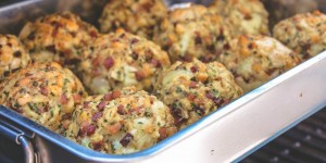 Beitragsbild des Blogbeitrags Geräucherte Speckknödel aus dem Smoker