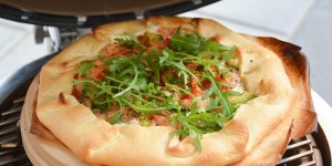 Beitragsbild des Blogbeitrags Lachs Tarte vom Grill