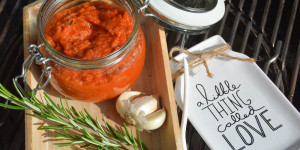 Beitragsbild des Blogbeitrags Ultimatives Ajvar Rezept zum Selber machen 