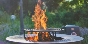 Beitragsbild des Blogbeitrags Die besten Grillgeräte für Camping & Ausflüge