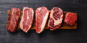 Beitragsbild des Blogbeitrags Fleisch richtig auftauen – Was gibt es zu beachten?