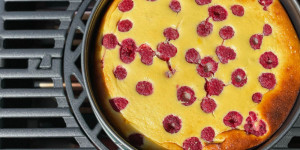 Beitragsbild des Blogbeitrags Low Carb Cheesecake mit Himbeeren