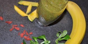 Beitragsbild des Blogbeitrags Grüner Smoothie für mehr Power!