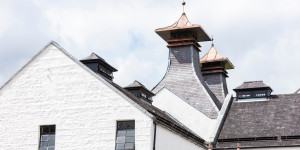 Beitragsbild des Blogbeitrags Die 8 besten Whisky Destillerien in den zentralen Highlands  