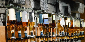 Beitragsbild des Blogbeitrags Die besten Whisky Destillerien in den schottischen Highlands 