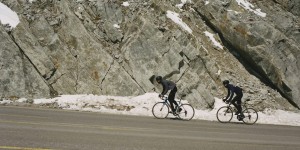 Beitragsbild des Blogbeitrags Vom Tal bis auf den Gletscher: Eine Rennrad-Fotostory aus Tirol