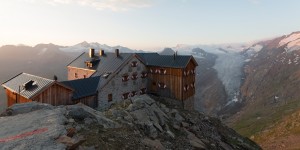 Beitragsbild des Blogbeitrags 5 Alpenvereinshütten für Architekturfreunde 