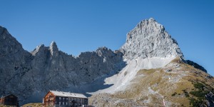 Beitragsbild des Blogbeitrags Tiroler Alpenvereinshütten, die im goldenen Oktober noch geöffnet haben 