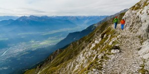 Beitragsbild des Blogbeitrags Herbstliche Fernsichten: Die schönsten Panoramawege in Tirol 