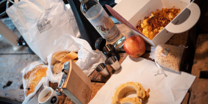 Beitragsbild des Blogbeitrags Innsbruck Food Tours: Kulinarischer Spaziergang durch Tirol