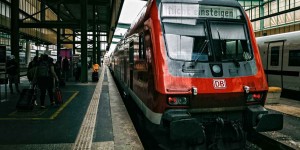 Beitragsbild des Blogbeitrags Das böse Erwachen der gütigen Gemeinschaft: Minneapolis, Stuttgart und Dijon, 2020