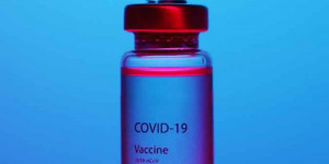 Beitragsbild des Blogbeitrags Dominostein #1: Die amerikanische FDA genehmigt das Pharmaprodukt von Pfizer #covid-19