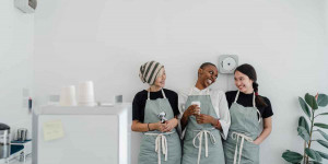 Beitragsbild des Blogbeitrags Ein Kaffeehausschriftsteller auf Abwegen, Wien anno domini 2022