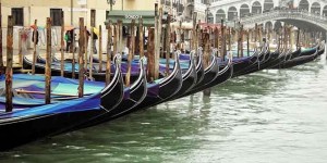 Beitragsbild des Blogbeitrags Venedig – Bevölkerung gegen Parkgaragenprojekt