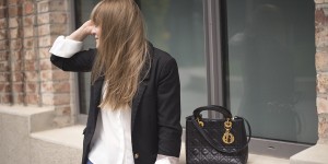 Beitragsbild des Blogbeitrags Girl Boss Outfit – Casual Office Look 
