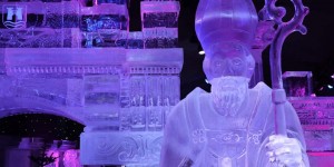 Beitragsbild des Blogbeitrags Ein Adventwochenende in Linz: Eisskulpturen, Christkindlmärkte und Kunst