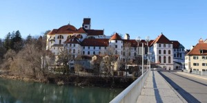 Beitragsbild des Blogbeitrags Füssen Sehenswürdigkeiten + Tipps fürs Allgäu und Umgebung