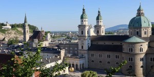 Beitragsbild des Blogbeitrags Aussichtspunkte Salzburg: Dies sind die schönsten Aussichten in und auf Salzburg Stadt
