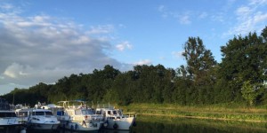 Beitragsbild des Blogbeitrags House Boating In France – What You Need To Know 