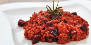 Beitragsbild des Blogbeitrags Rote Rüben Risotto 