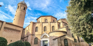 Beitragsbild des Blogbeitrags Ravenna: Die Stadt der Künste & Mosaike 